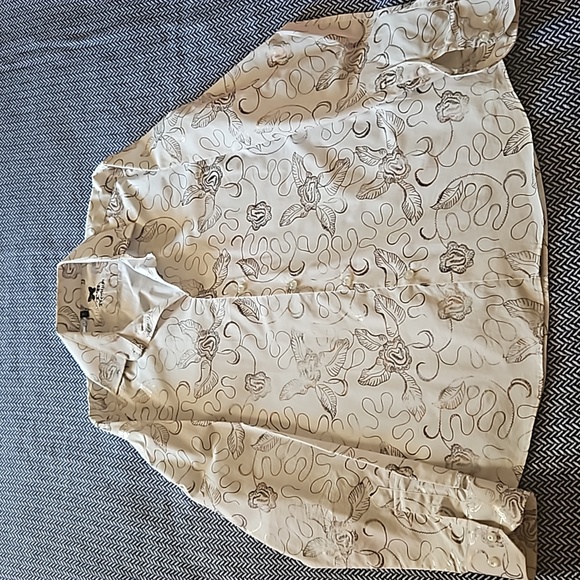 White/Metallic Shirt - Picture 2 of 5